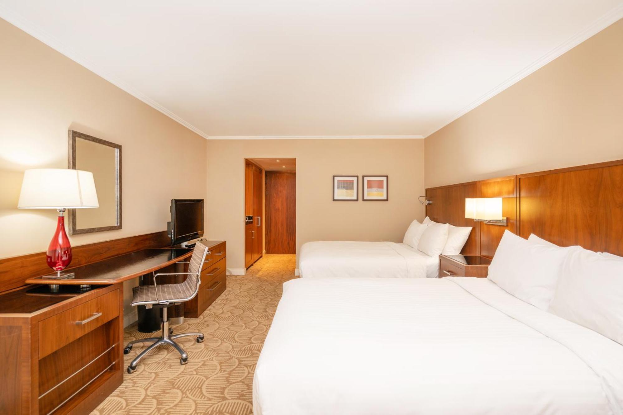 London Stadium Hotel, A Member Of Radisson Individuals 4*