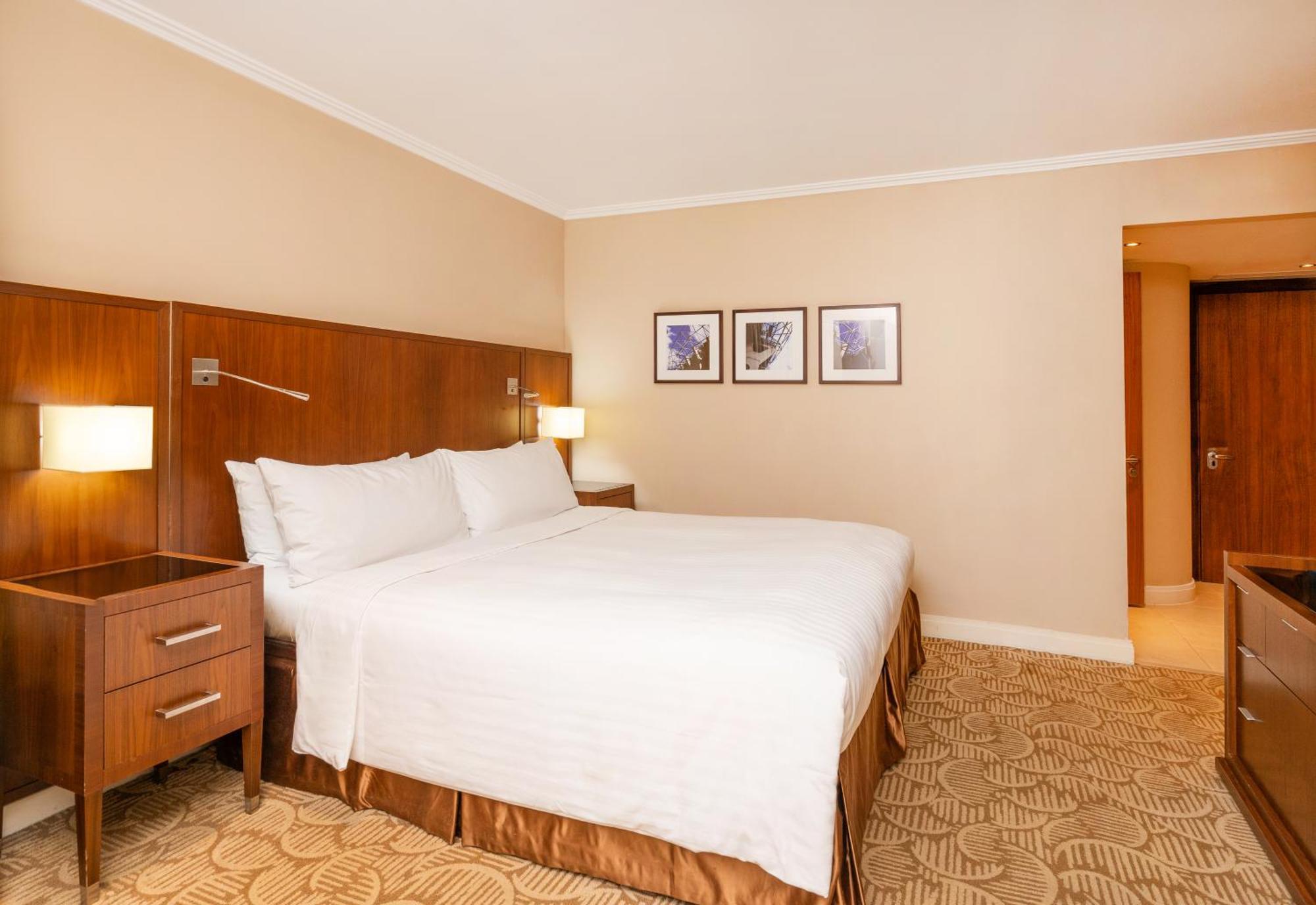 London Stadium Hotel, A Member Of Radisson Individuals 4* Twickenham